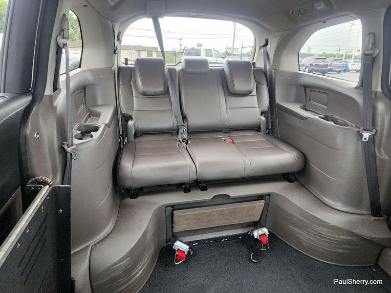 2013 Honda Odyssey EX-L photo 5