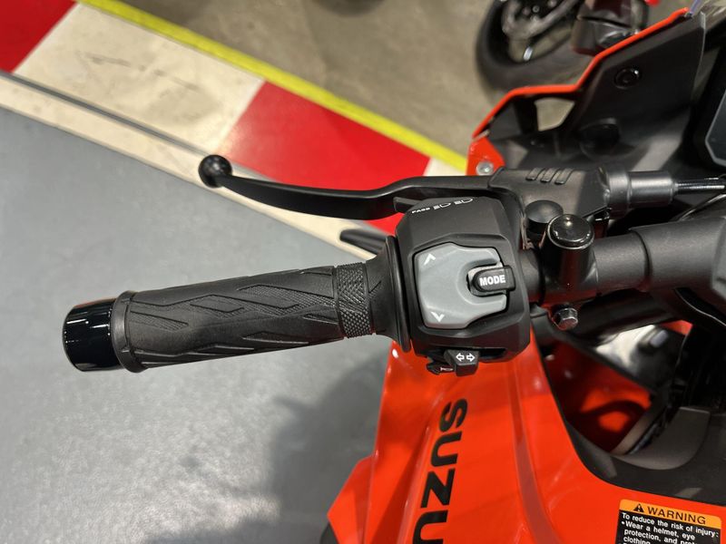 New 2026 Suzuki GSX-8R Image 13