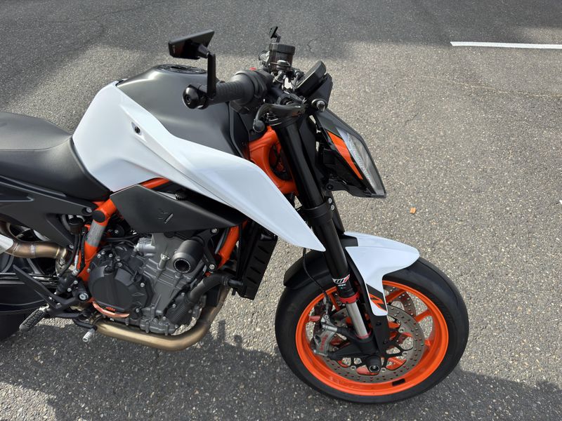 2020 KTM Duke 890 R 