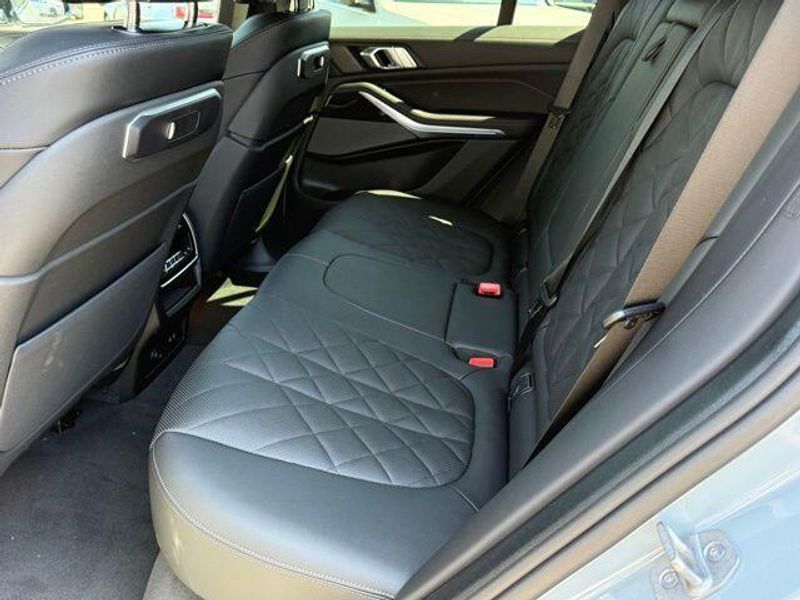 New 2026 BMW X5 xDrive50eImage 27
