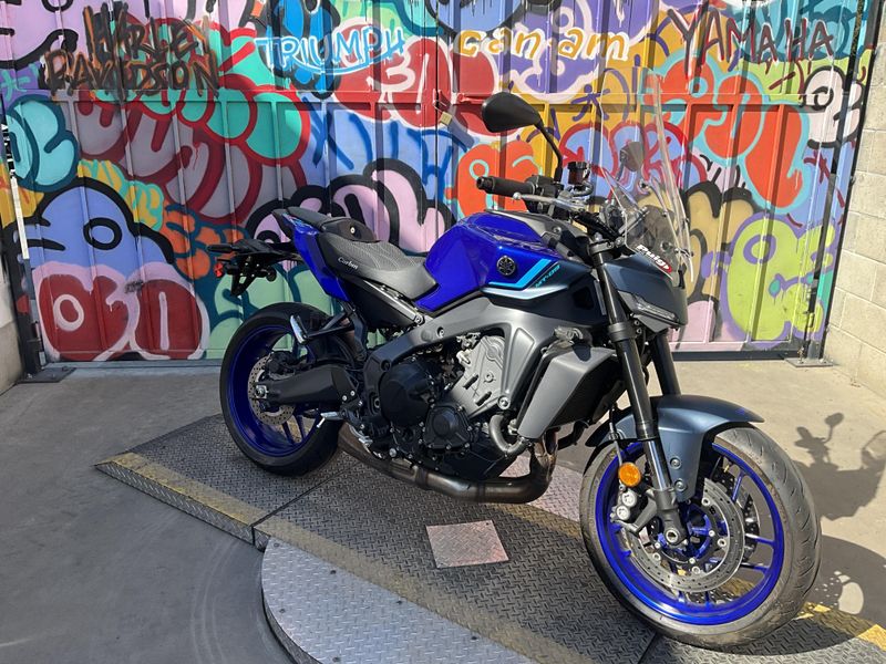 Used 2025 Yamaha MT-09 CA Image 7