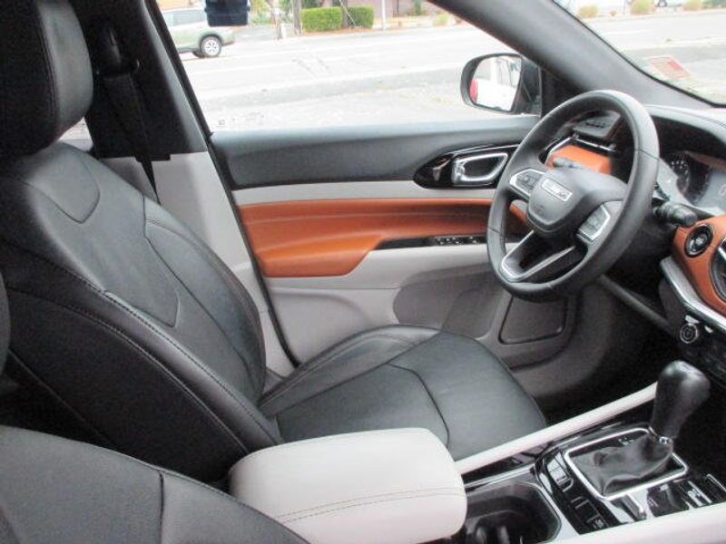 Used 2023 Jeep Compass LimitedImage 26