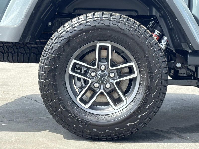 New 2026 Jeep Gladiator Mojave X 4x4