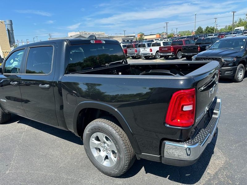 2025 RAM 1500 Big Horn Crew Cab 4x4 5