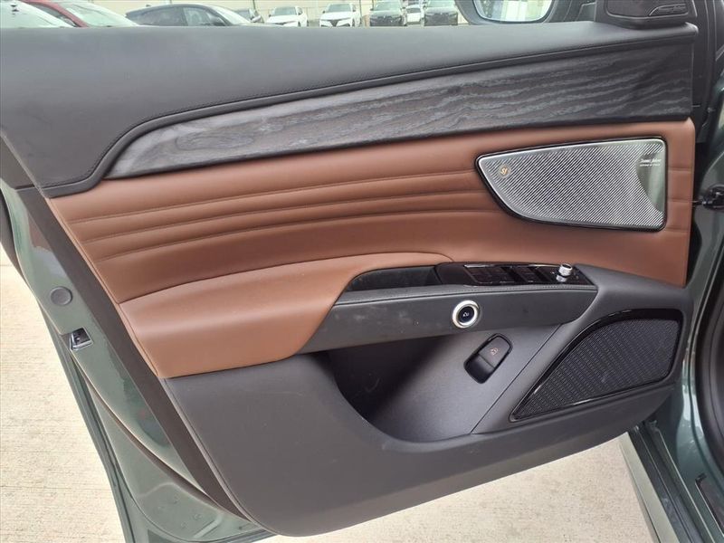 New 2026 Maserati Grecale ModenaImage 17