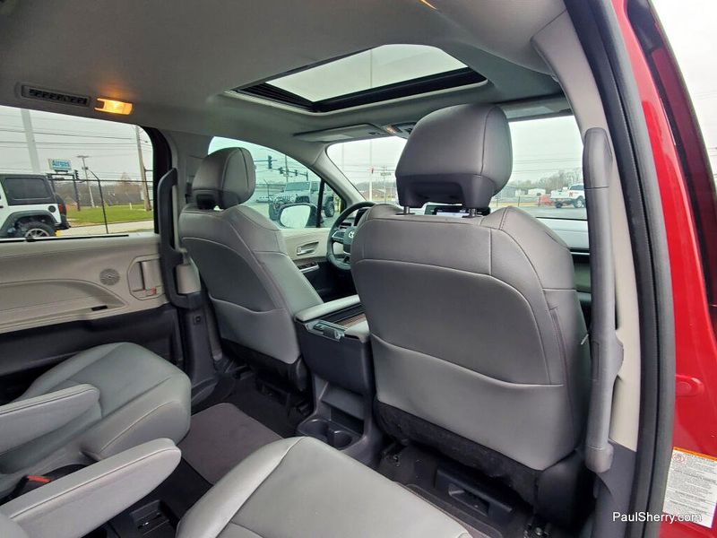 Used 2024 Toyota Sienna XLE