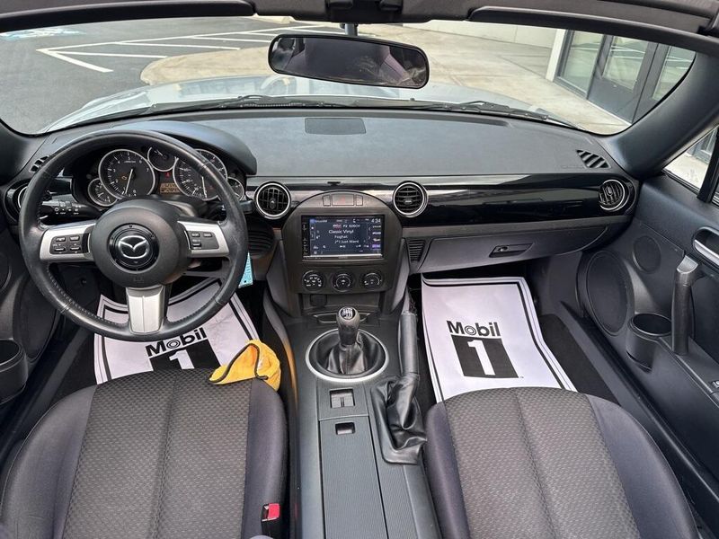 2008 Mazda Miata TouringImage 25