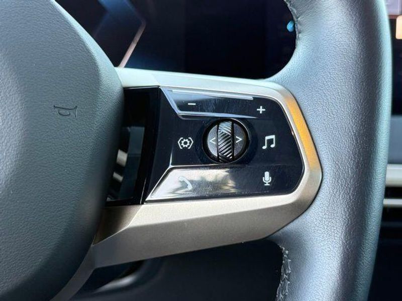 Used 2026 BMW iX xDrive60Image 26