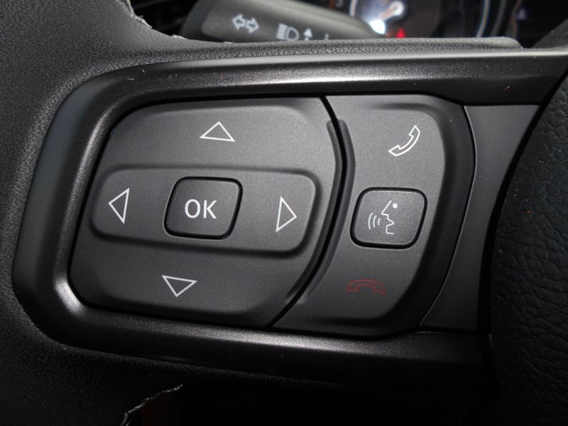 2025 Jeep Wrangler 4-door RubiconImage 14