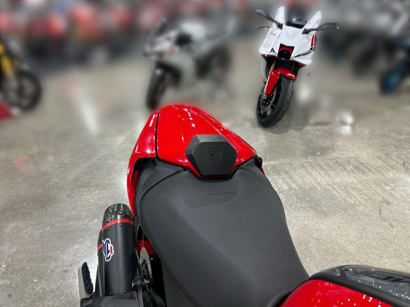 Used 2022 Ducati Monster Image 24