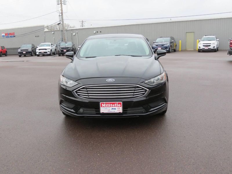 2017 Ford Fusion SE 4dr SedanImage 7