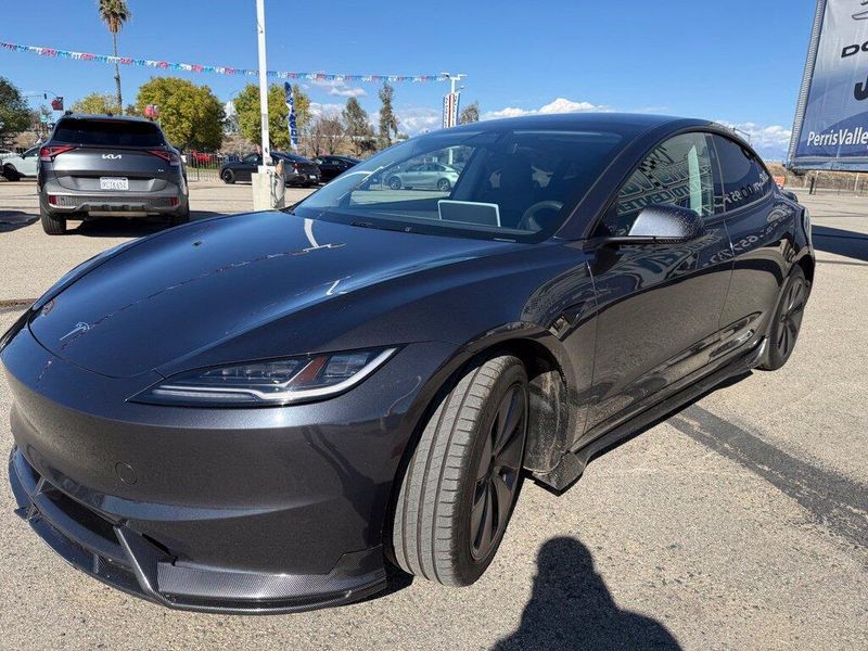 Used 2024 Tesla Model 3 BaseImage 7