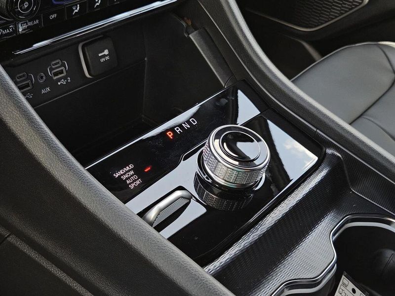 2025 Jeep Grand Cherokee L Limited 4x4Image 22