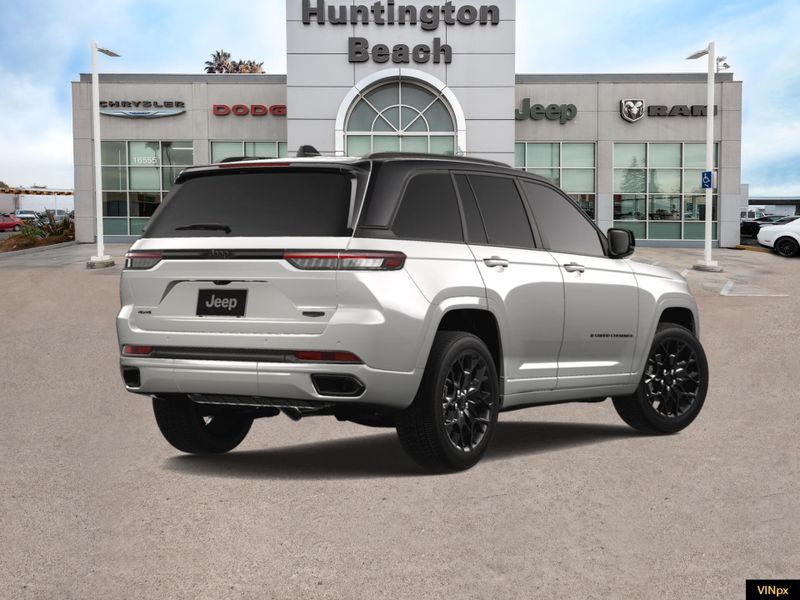 2025 Jeep Grand Cherokee Summit Reserve 4x4Image 7