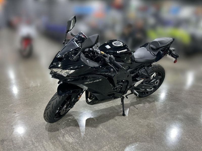 New 2026 Kawasaki NINJA ZX-4R ABS Image 16