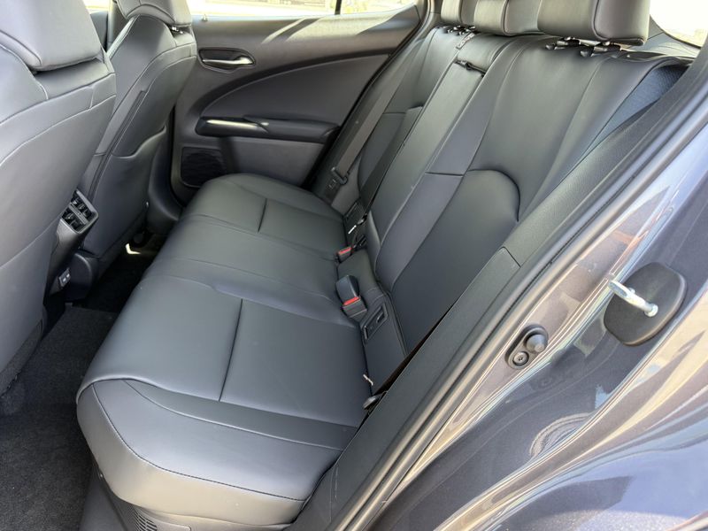 New 2026 Lexus UX 300hImage 28