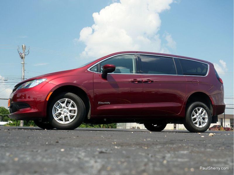 Used 2023 Chrysler Voyager LX