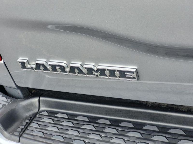 2023 RAM 2500 LaramieImage 9