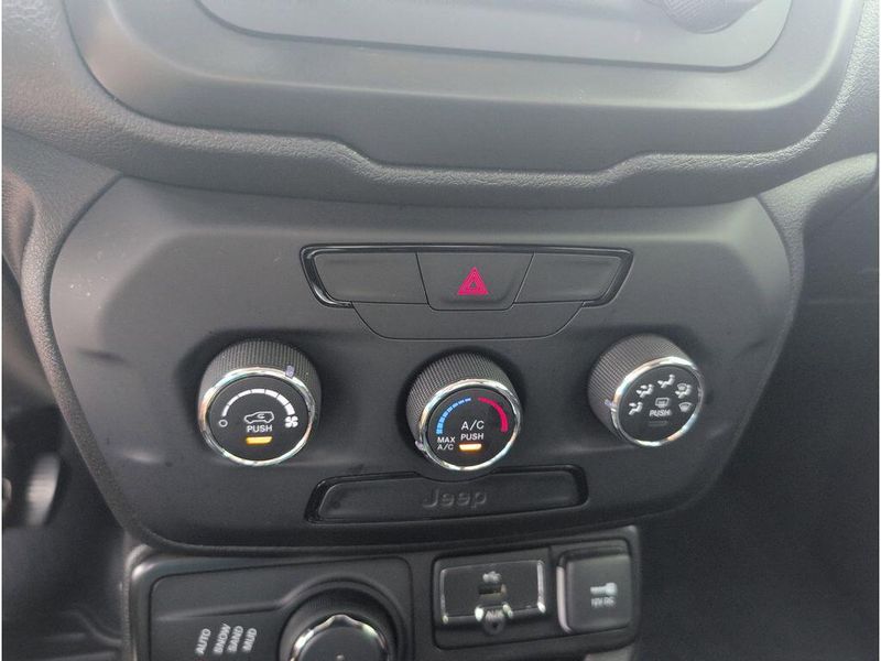 Used 2020 Jeep Renegade UplandImage 16