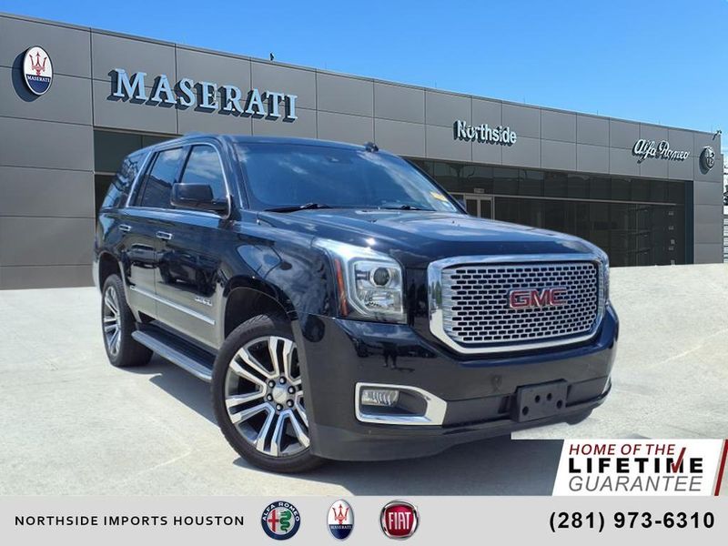 Used 2017 GMC Yukon DenaliImage 1
