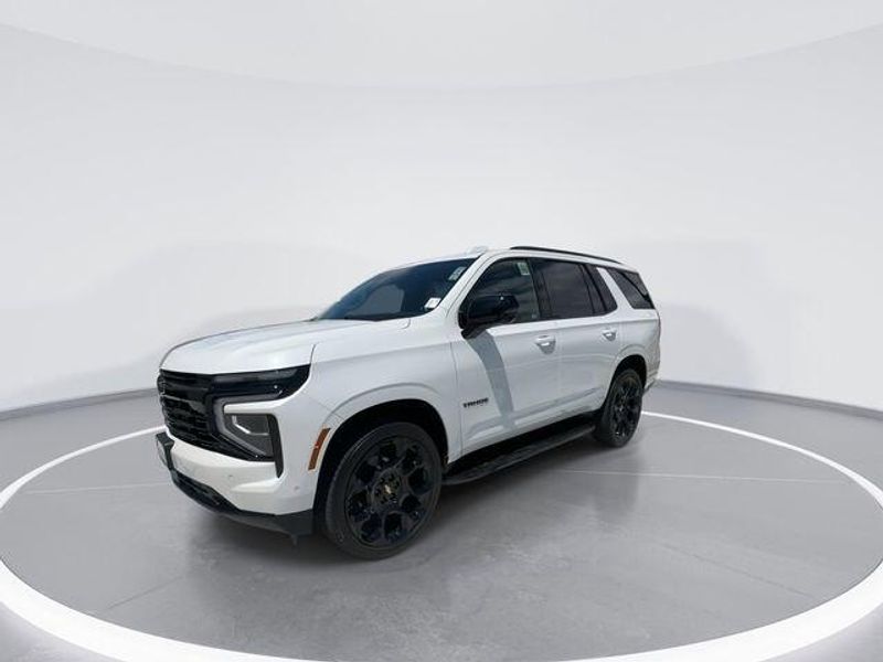 Used 2025 Chevrolet Tahoe RSTImage 4