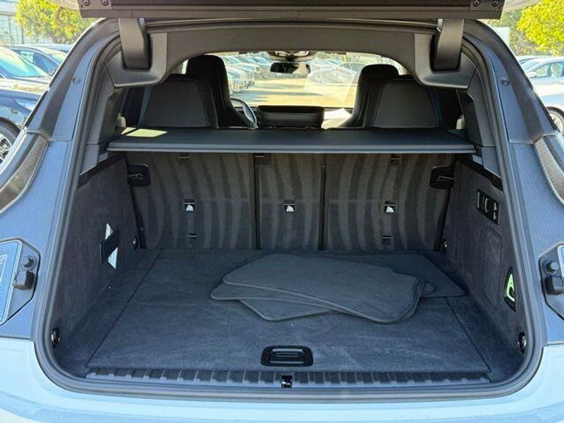 Used 2026 BMW iX xDrive45Image 15