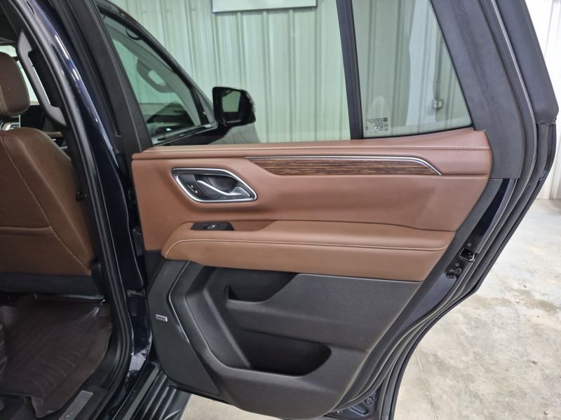 Used 2021 Chevrolet Tahoe High CountryImage 8