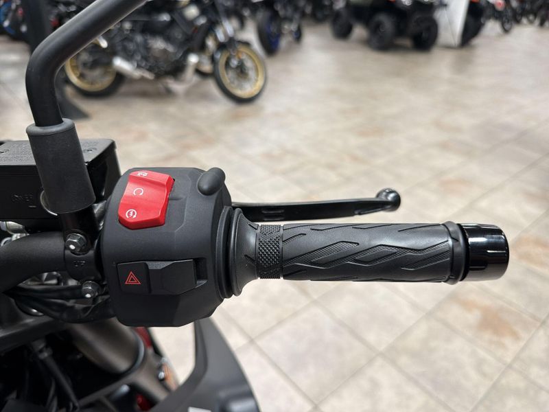 New 2026 Suzuki GSX-8S Image 24