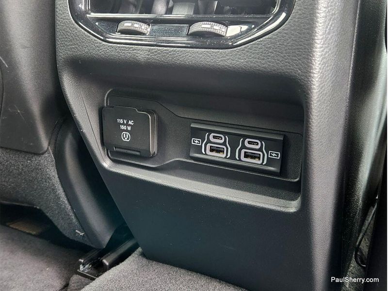 Used 2024 Jeep Grand Cherokee Laredo X
