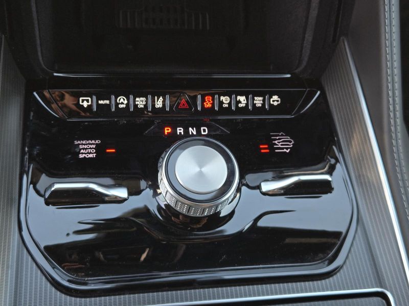 2026 Jeep Grand Wagoneer Summit Obsidian 4x4