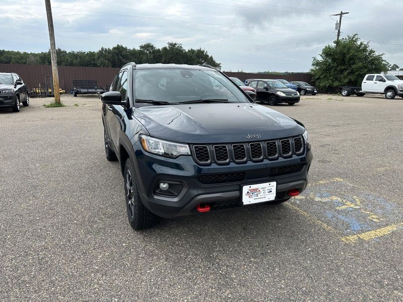 2024 Jeep Compass TrailhawkImage 2