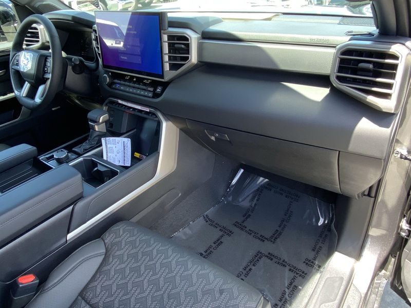 2025 Toyota Tundra LimitedImage 9