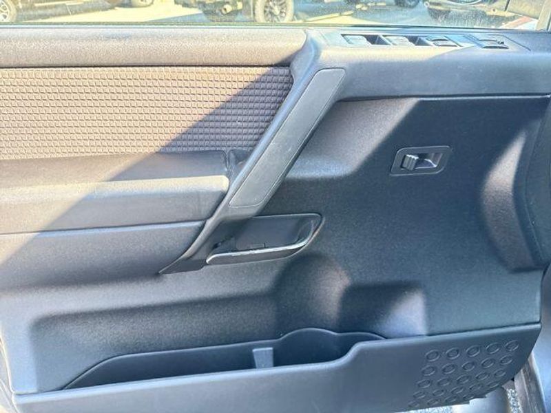 2014 Nissan Titan SV