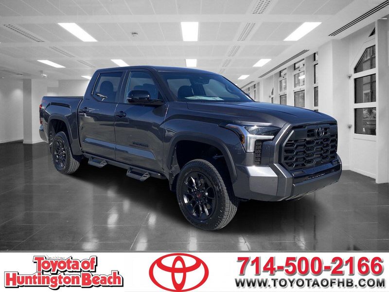 2025 Toyota Tundra LimitedImage 1