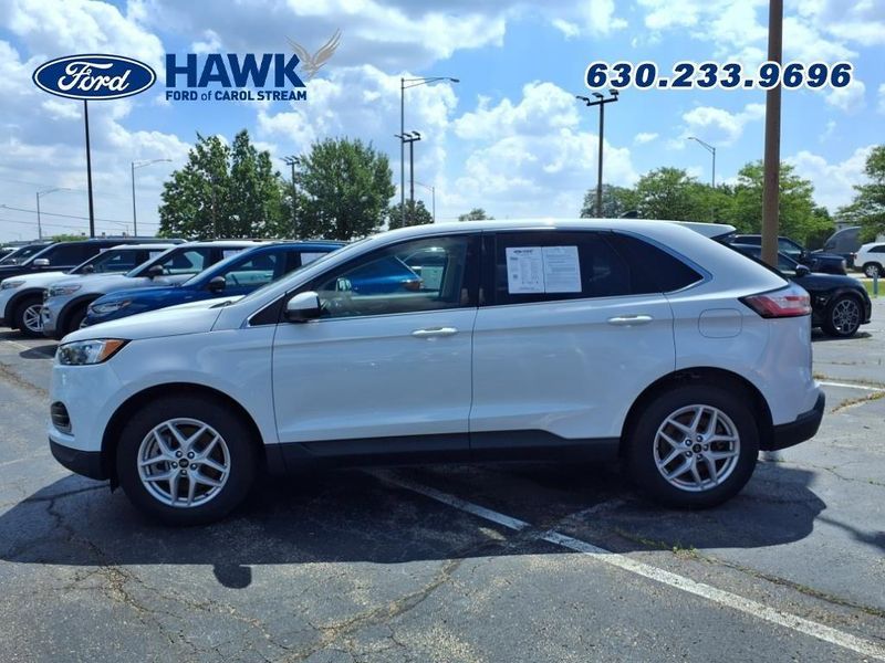 2024 Ford Edge SEL photo 2