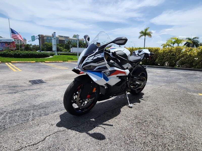 2026 BMW S 1000 RRImage 3