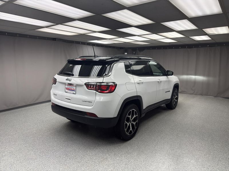 New 2026 Jeep Compass Limited 4x4Image 3