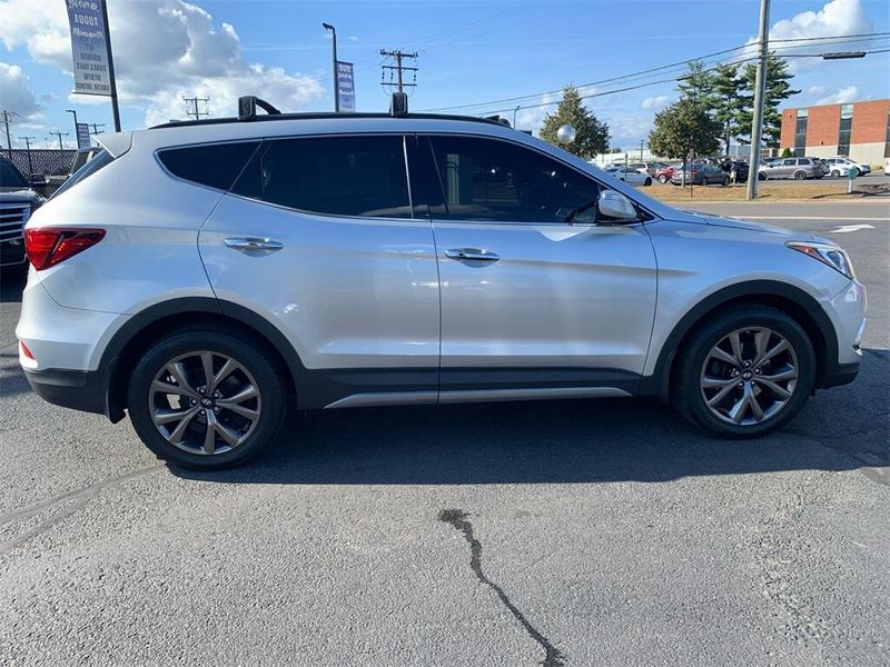 2018 Hyundai Santa Fe Sport 2.0T UltimateImage 2