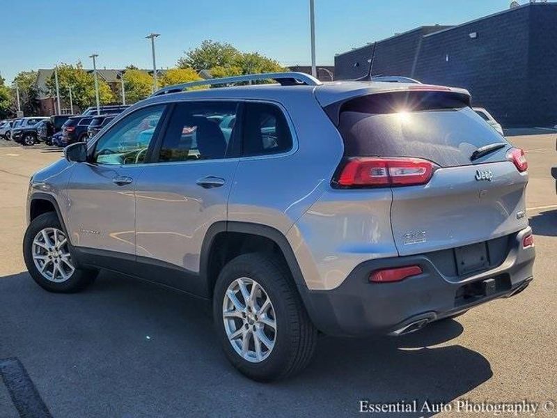 2018 Jeep Cherokee Latitude photo 4