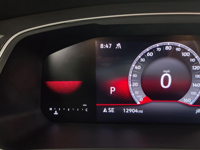 Used 2024 Volkswagen Tiguan SE AWD R-Line Black w/SunroofImage 32