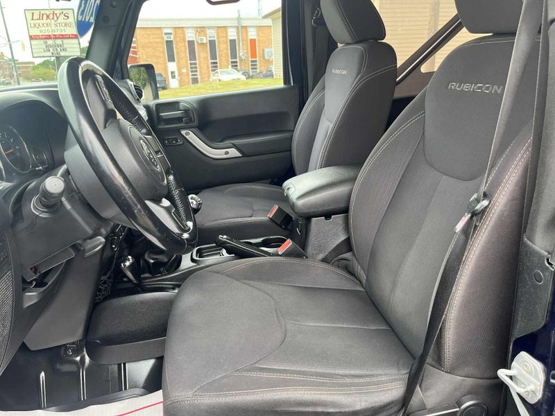 Used 2013 Jeep Wrangler JK Image 10
