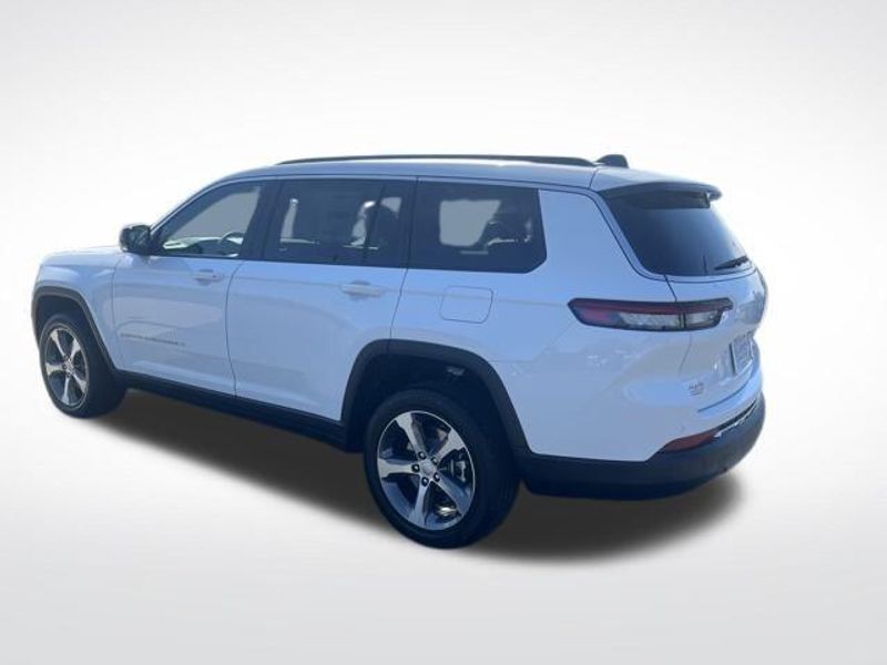 2025 Jeep Grand Cherokee Limited2025 Jeep Grand Cherokee L Limited 4x4
