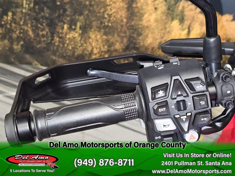 New 2024 Honda AFRICA TWIN DCT Image 9