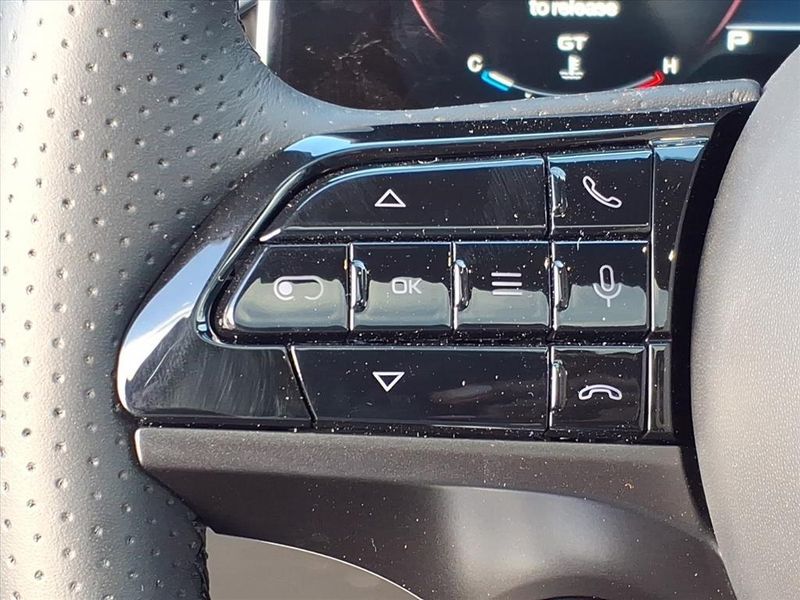 New 2025 Maserati Grecale ModenaImage 20