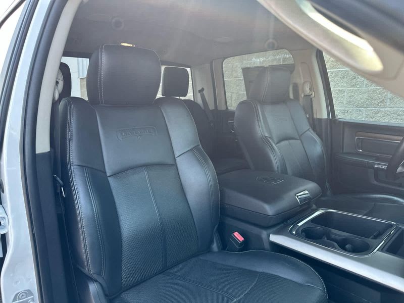 2018 Ram 2500 Laramie photo 7