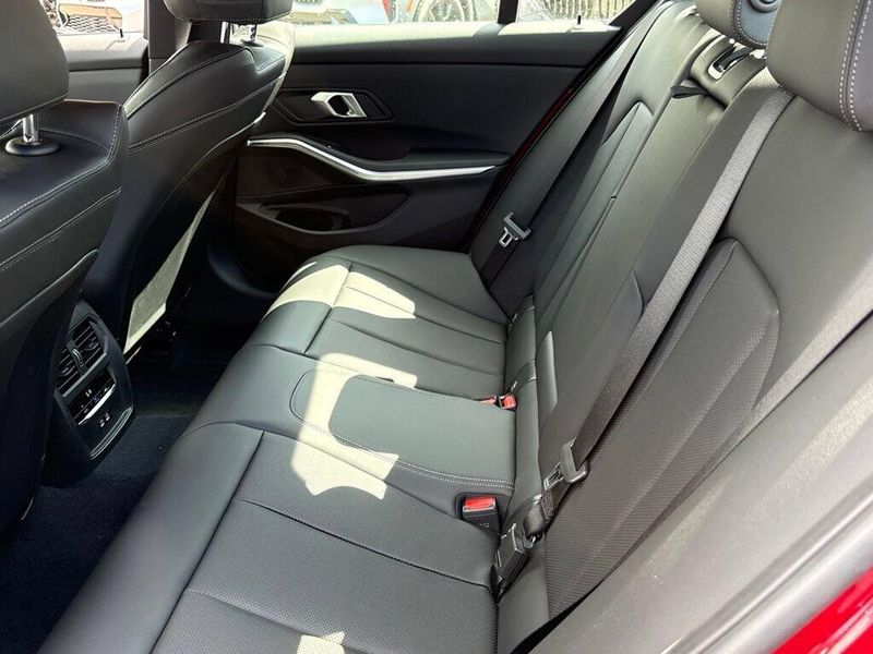New 2026 BMW 3 Series 330iImage 27