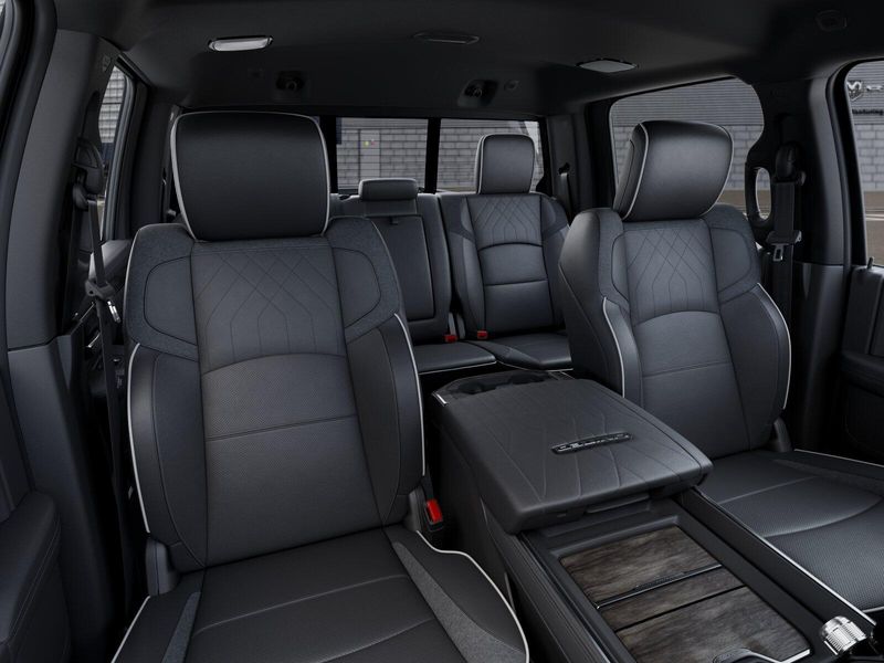 New 2026 RAM 2500 Limited Crew Cab 4x4 6
