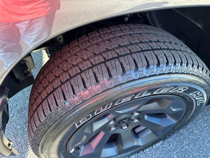 2026 RAM 1500 Big Horn Crew Cab 4x4 5'7' Box