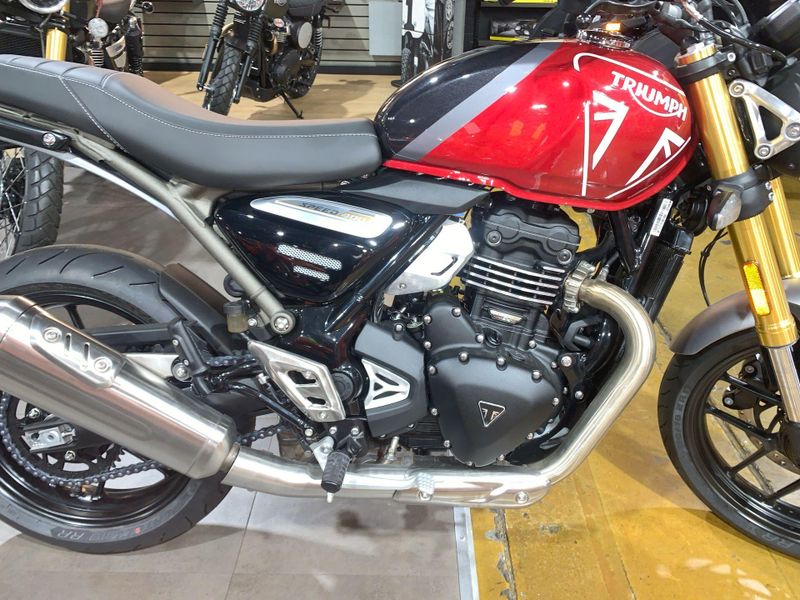 New 2025 Triumph SPEED 400 Image 12