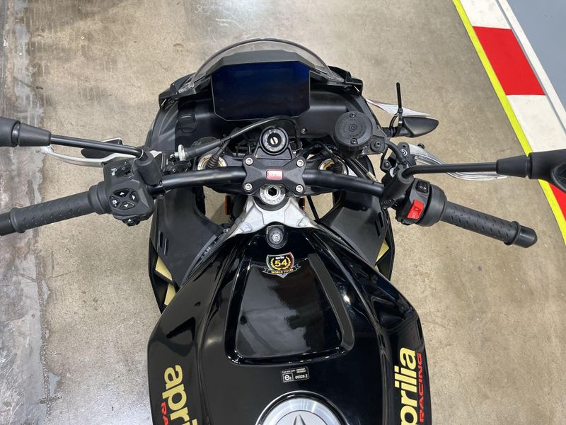 Used 2022 Aprilia Tuono V4 Factory 1100 Image 15